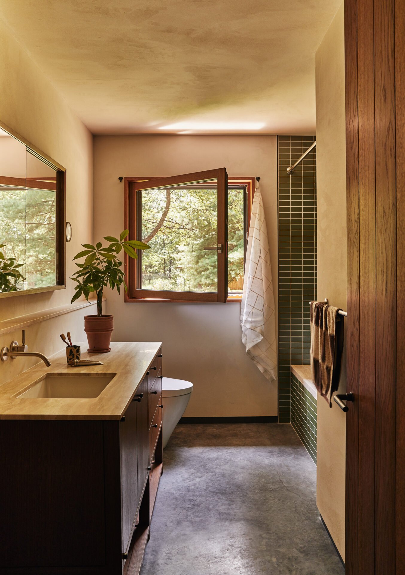 Hudson Valley Guest House and Writer’s Studio